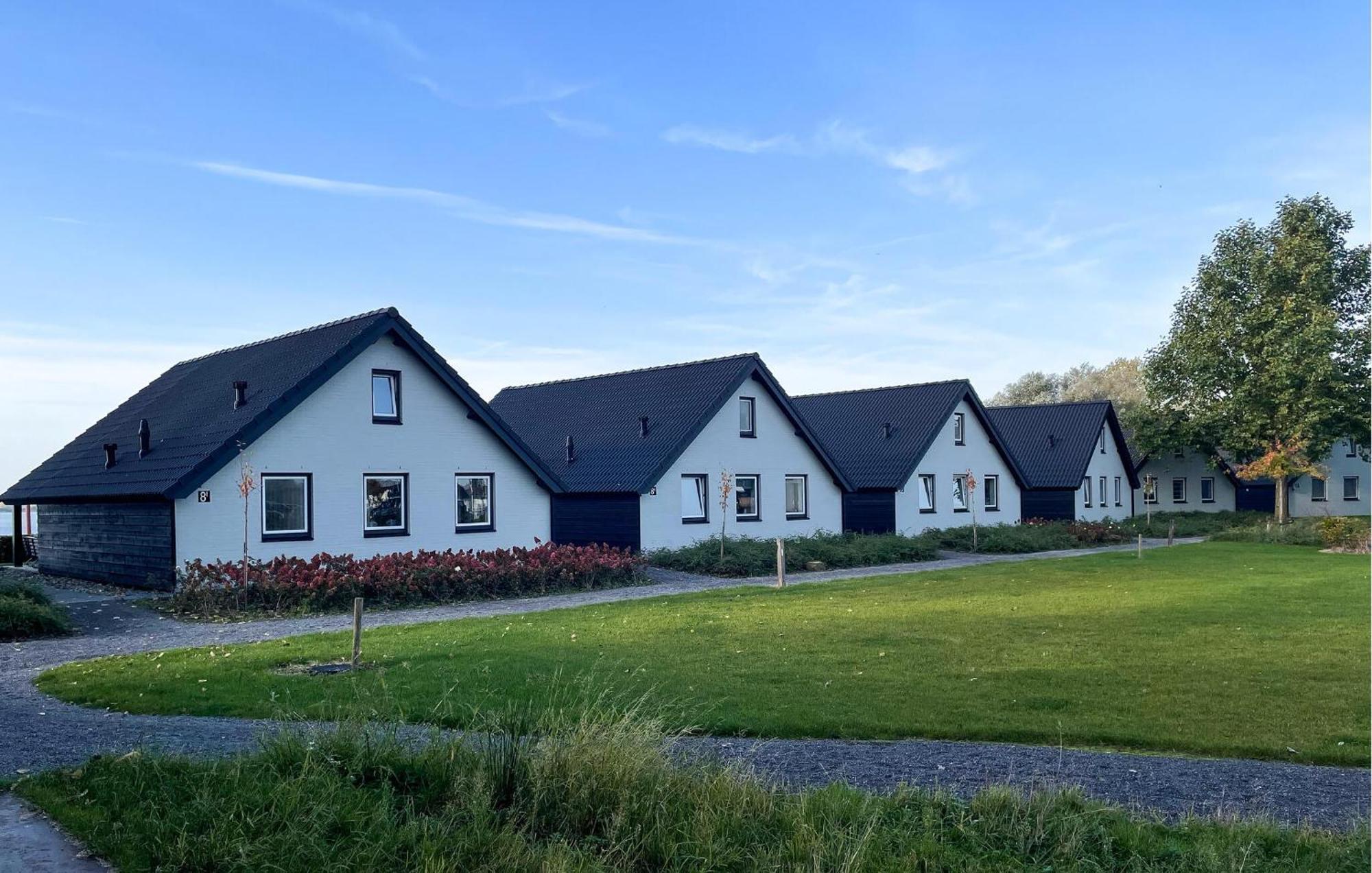 3 Bedroom Gorgeous Home In Kerkdriel Bagian luar foto